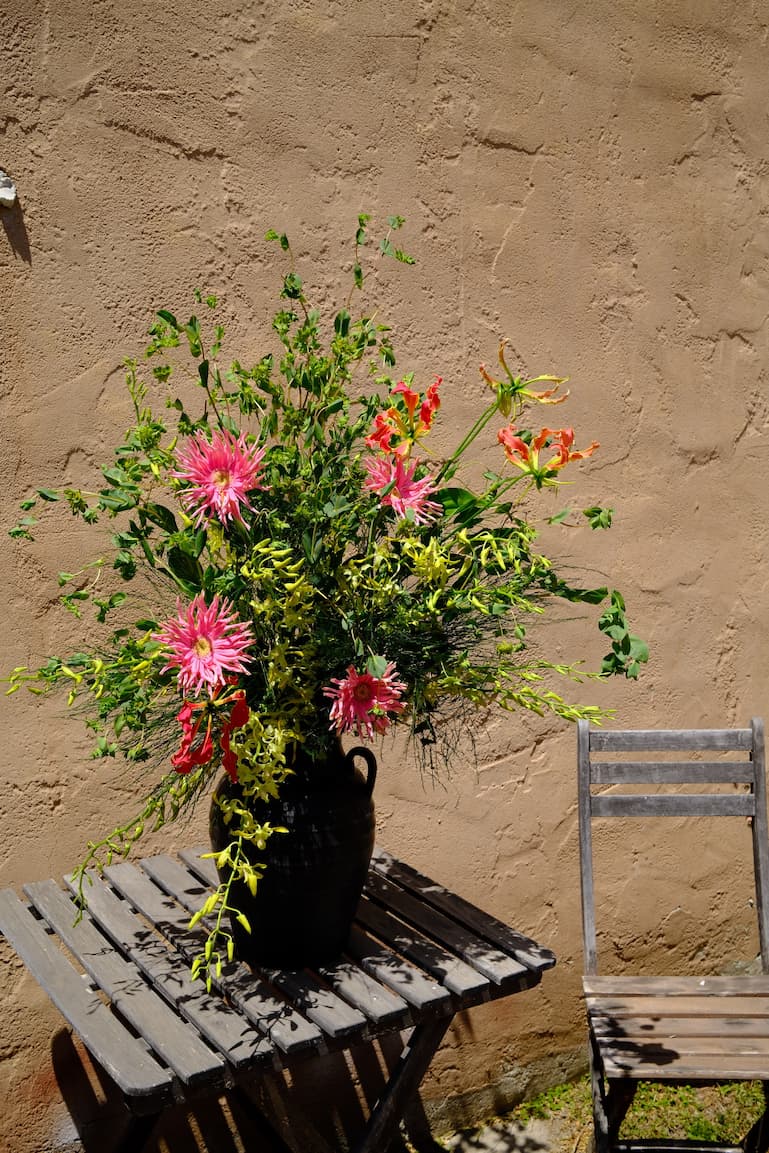 Floral arrangement by That Flower Girl